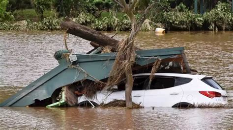 Two People Believed To Be Missing In Eugowra As Nsw Flood Crisis Shows