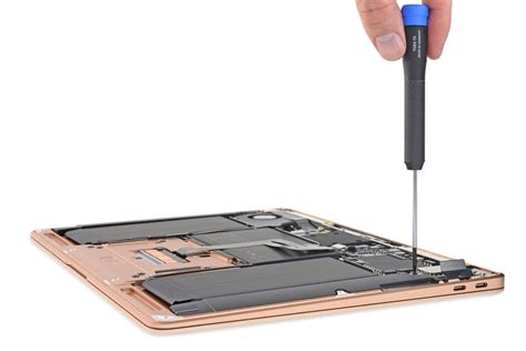 Ifixit S Macbook Air Teardown Reveals Apple S Most Repairable Notebook