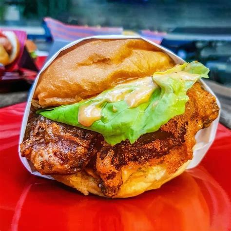 7 Burger Yang Paling Bikin Ngiler Di Jakarta Nibble