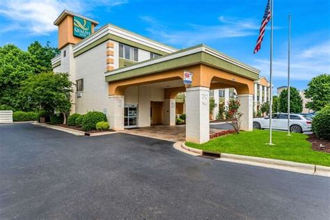 Five Star All The Way Around - Review of Quality Inn Huntersville Near ...