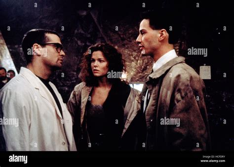 Johnny Mnemonic Henry Rollins Dina Meyer Keanu Reeves 1995 C