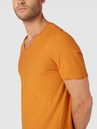 Mcneal T Shirt Mit V Ausschnitt Dunkelorange Online Kaufen