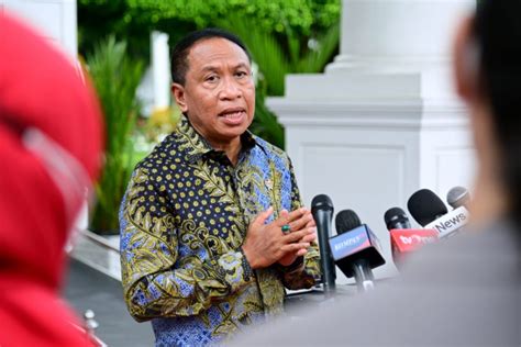 Menpora Zainudin Lapor Presiden Joko Widodo Upaya Jadikan Papua