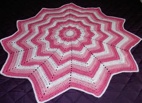 Karens Crocheted Garden Of Colors Pinks And White Point Round