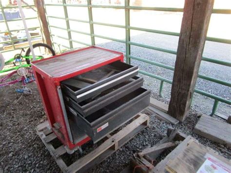 Sears Craftsman Tool Box W Tools Heaverlo Northwest Auctions