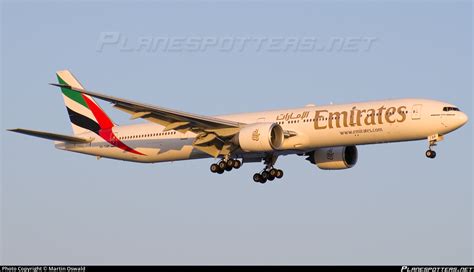 A Egp Emirates Boeing Her Photo By Martin Oswald Id