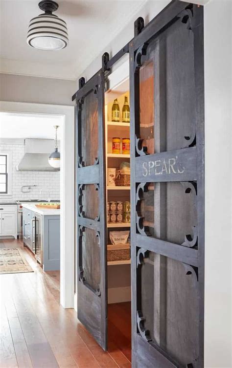 Rustic And Modern Barn Door Design Ideas