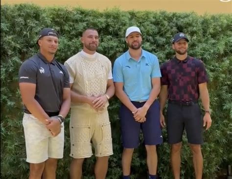 Travis Kelce Turning Heads With His Golf Outfit At Tnts The Match