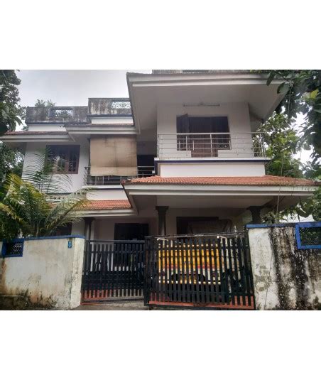 Bhk House Kombara Aluva Ernakulam