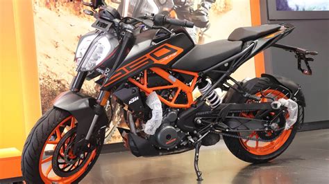 Ktm Duke 250 Bs6 Detailed Review With On Road Price 2021 Both Colors Mileage Price