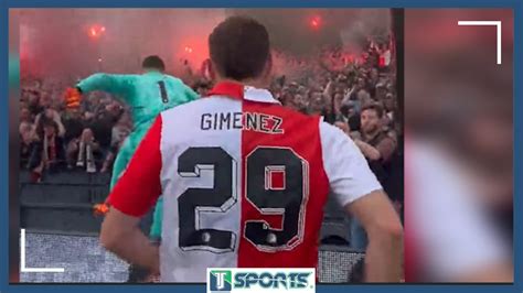 Así CELEBRA Santiago Giménez con la AFICIÓN del Feyenoord tras ser