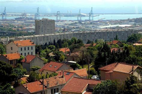 Quartiers Nord Lautre Marseille