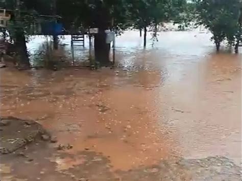 Prolongada Lluvia Deja Casas Aisladas En Domingo Mart Nez De Irala Y