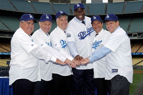 Dodgers co-owner Todd Boehly looking to leave Guggenheim