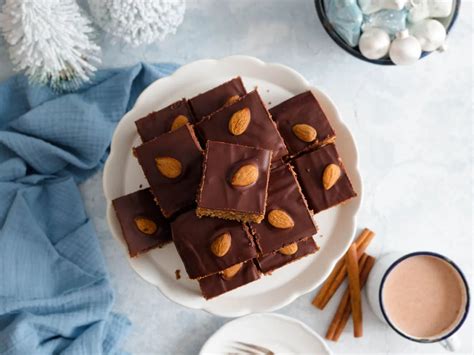 Einfaches Rezept für herrlich weichen Dinkel Lebkuchen vom Blech