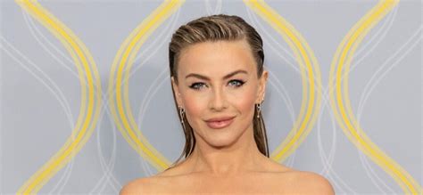 This Celeb's Crazy Night: The Phun Celeb Extras Exclusive That's Breaking the Internet. - iy2ob3a