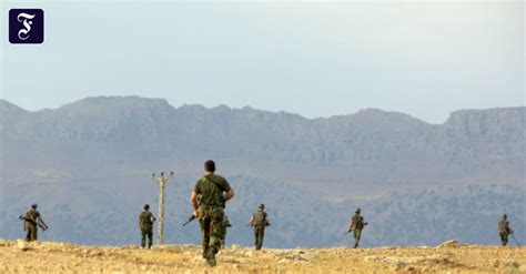 PKK Türkei bombardiert kurdische Stellungen im Nordirak Ausland FAZ