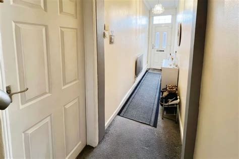 Birches Head Road Stoke On Trent Staffordshire St1 3 Bedroom End