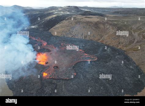 Iceland Volcano Volcanic Eruption In Meradalir Valley Reaykjanes