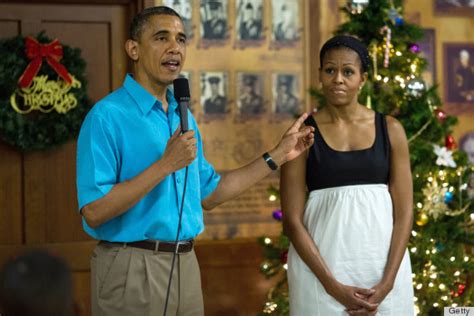 President Obama's Hawaii Vacation Wardrobe Leaves Much To Be Desired (PHOTOS) | HuffPost Life