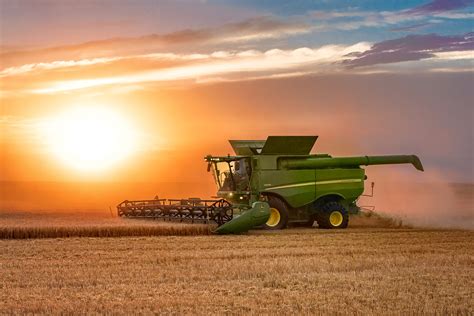 John Deere Combine Wallpapers Wallpaper Cave
