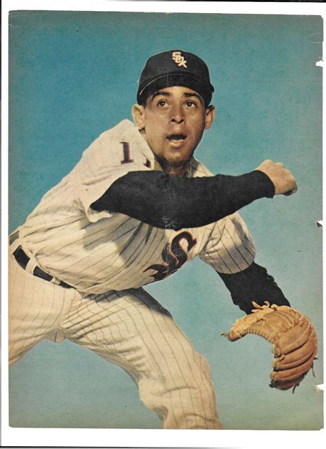 Chicago White Sox LUIS APARICIO PHOTO Magazine Picture 1962 Baseball