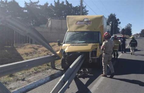 Evita Atropellar A Un Perro Y Se Clava En Valla En Toluca