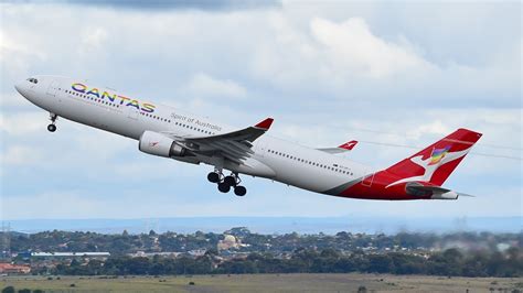 Qantas Rainbow Roo A330 300 Takeoff And Climbout W Vortices At Melbourne Airport Youtube