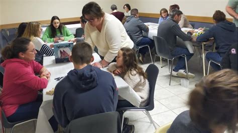 Coulonges sur lAutize un après midi jeux convivial à la Maison pour tous