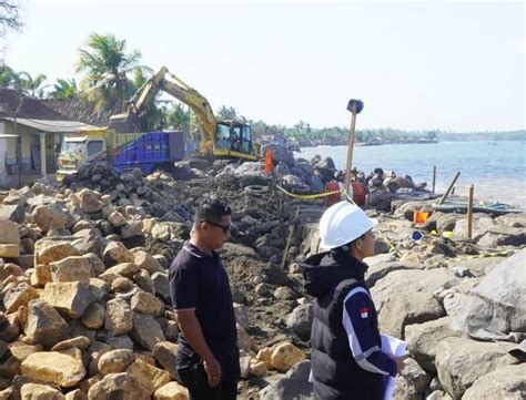 Pembangunan Revetment Pantai Pebuahan Dimulai