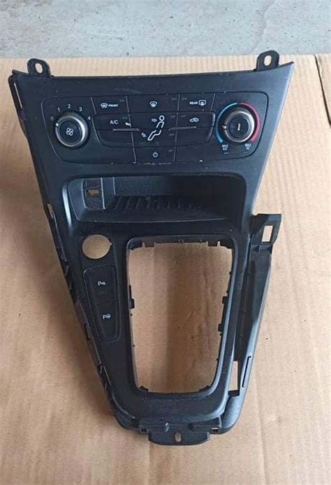 PANEL NAWIEWU KLIMATYZACJI FORD FOCUS MK3 LIFT 11180499585