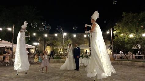 MATRIMONIO CON INTRATTENIMENTO SPETTACOLARE ArtistidiStrada Puglia