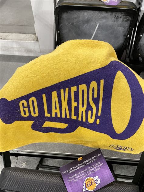 Lakers Empire On Twitter Bring Back The Glowing Sticks JeanieBuss