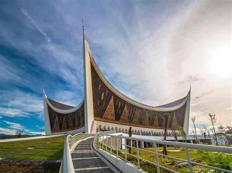 Paket Wisata Bukittinggi Padang Membatik 3d2n Termurah