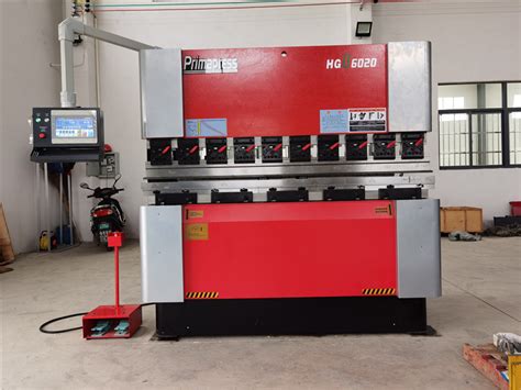 Amada Type RG60T 2000mm Hydraulic Down Stroke Moving Press Brake