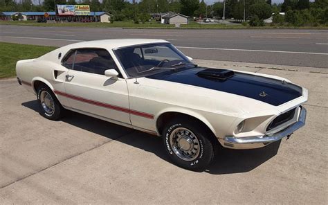 Original 428 Cobra Jet 1969 Ford Mustang Mach 1 Barn Finds