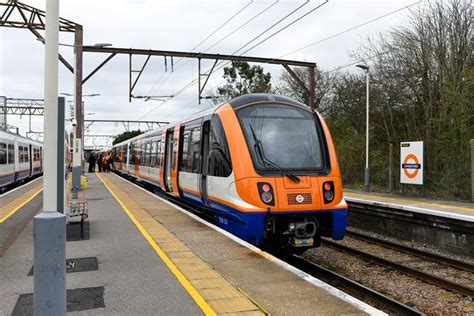 Class 710 Emus Deployed On London Overground Liverpool Street Routes Metro Report