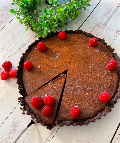 Vegan Raspberry Chocolate Ganache Tart Thoughts Of Grey Eyes