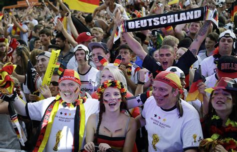 Berlin Nixes German Soccer Fans Usual Huge World Cup Party Ap News