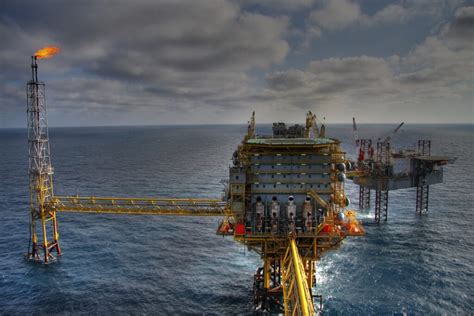 Petroleo Como Fonte De Energia - 5