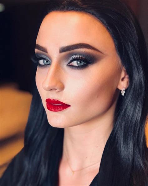 Sophie Turner As Morticia Addams Ladyladyboners