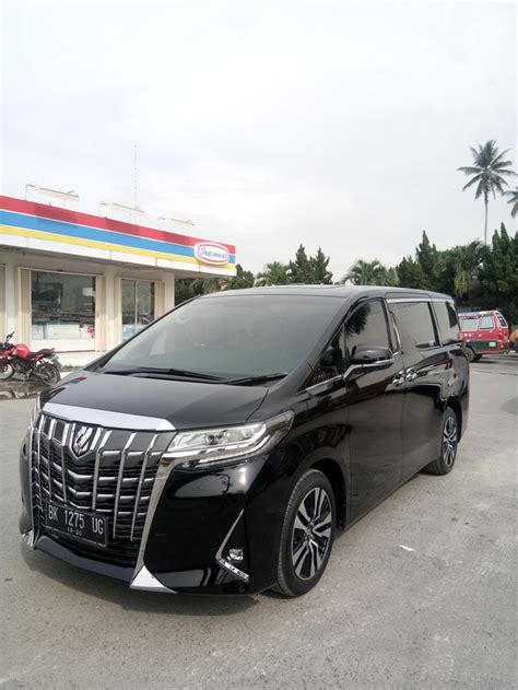 Toyota Alphard Photos And Specs Photo Toyota Alphard K Photo And