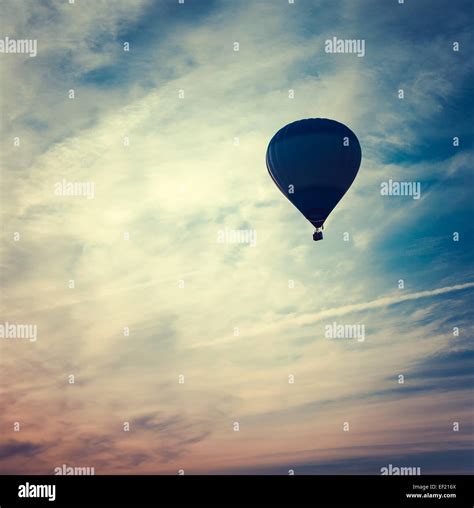 Hot Air Balloon Silhouette Hi Res Stock Photography And Images Alamy