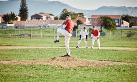 premium photo baseball field competitive  man pitcher pitch