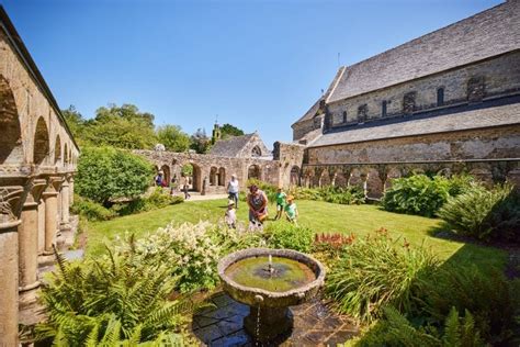 D Couvrir Labbaye De Daoulas Et Ses Jardins Tourisme En Pays De