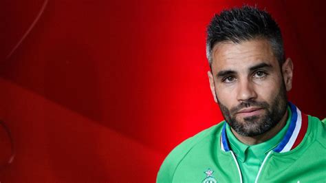 ASSE Loïc Perrin plus qu un joueur plus qu un symbole Eurosport