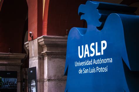 LA UASLP RESPONDE A UNA DEMANDA SOCIAL Y CREA LA CARRERA DE