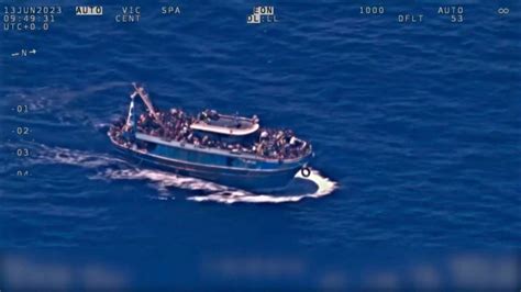 Griechenland Frontex Video Zeigt Berf Lltes Fl Chtlingsschiff Vor Dem