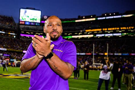 Kevin Faulk Will Always Be A Patriot But Now Hes Helping Lsu Make A