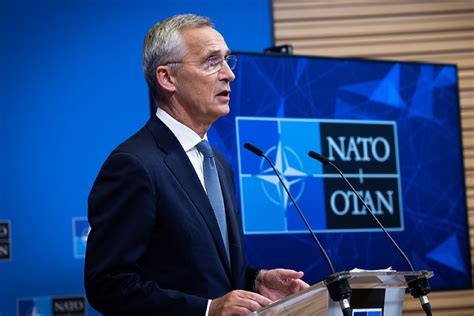 Столтенберг към САЩ: Ако Русия на Путин надделее, това ще направи по ...